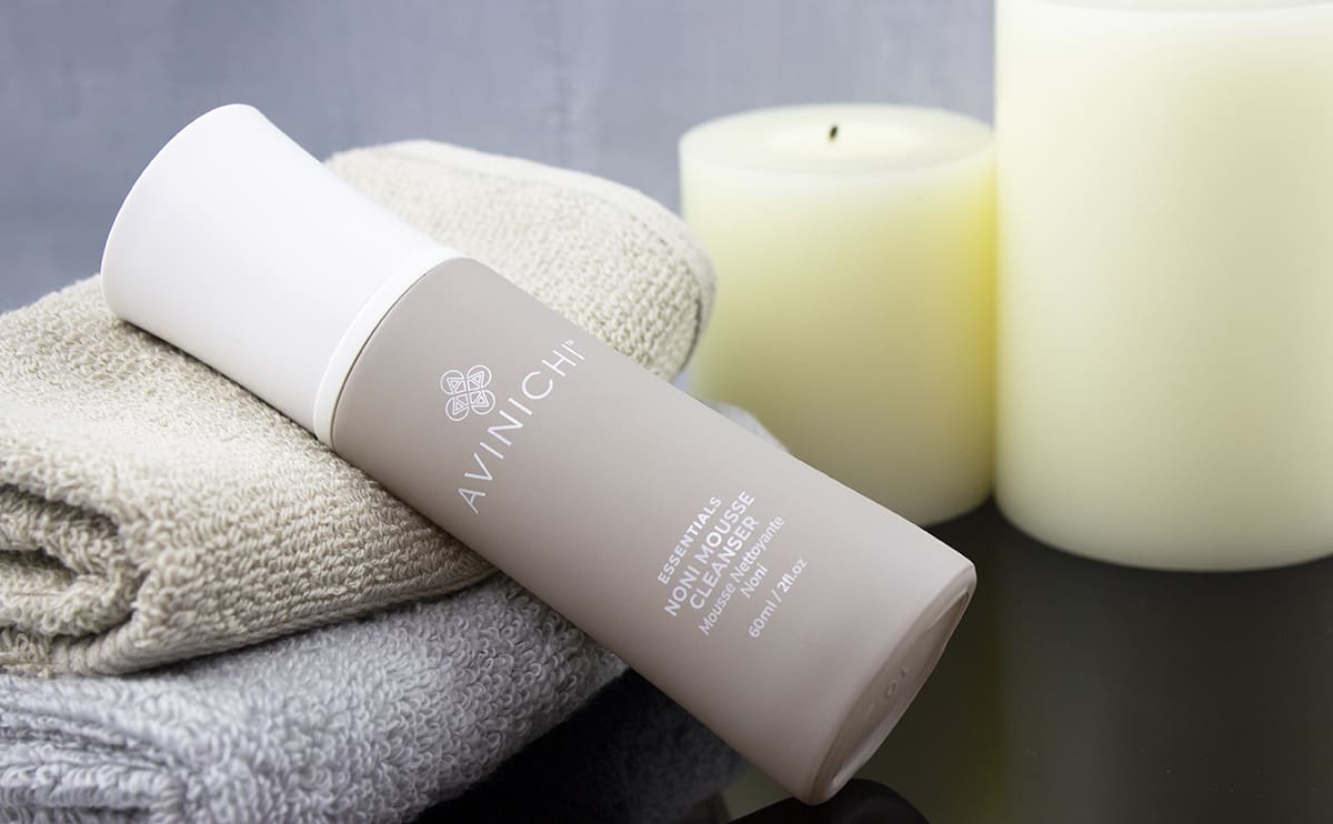 Noni Mousse Cleanser