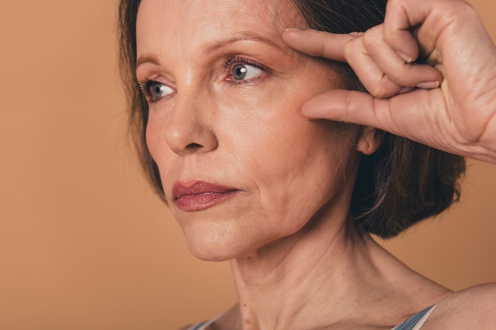 woman eye wrinkles